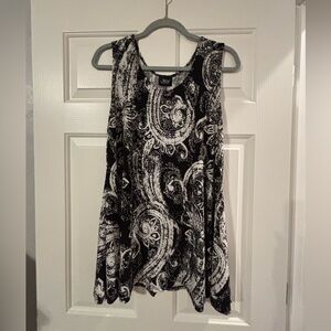 Jostar Chic Black and White Paisley Tank Top/Dress
